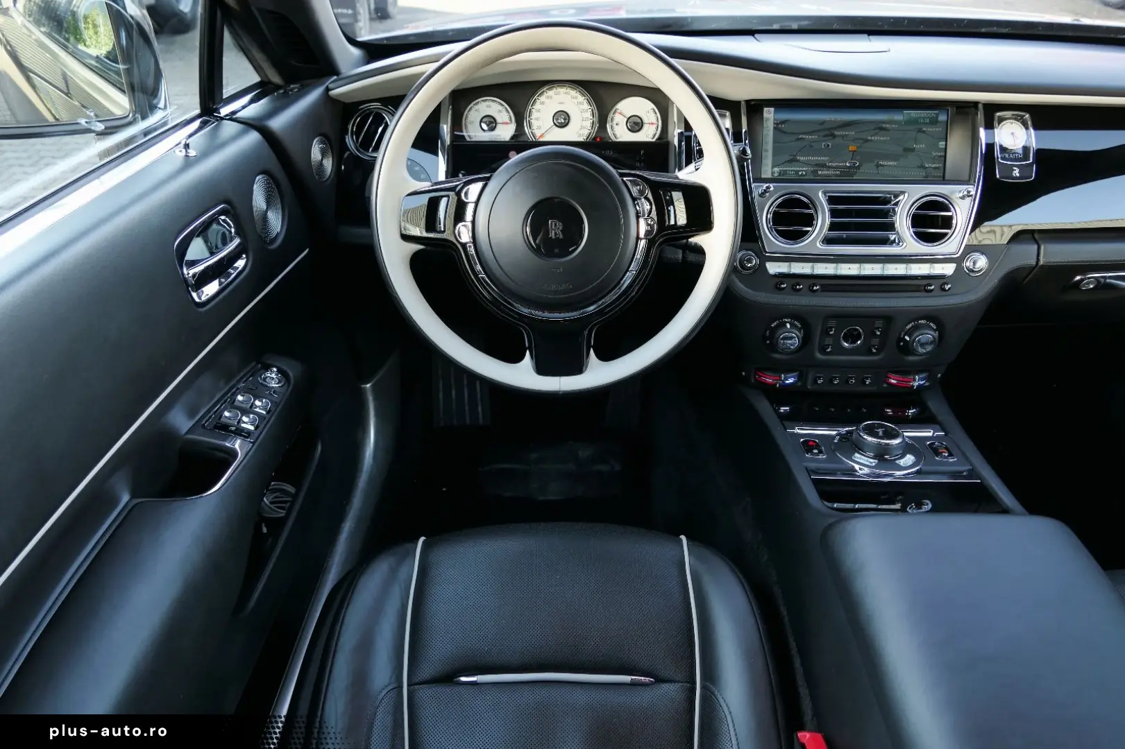 ROLLS ROYCE Wraith Two-Tone Starlight Headliner