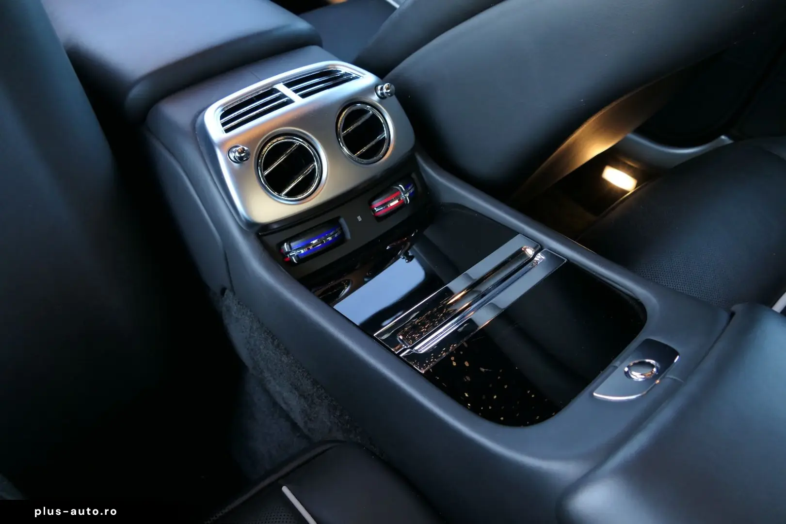 ROLLS ROYCE Wraith Two-Tone Starlight Headliner