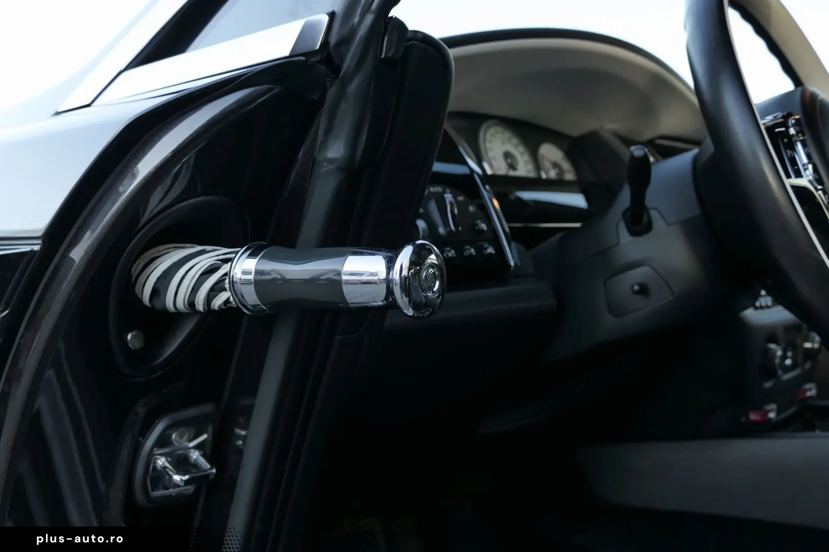 ROLLS ROYCE Wraith Two-Tone Starlight Headliner