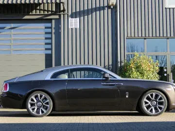 ROLLS ROYCE Wraith Two-Tone Starlight Headliner