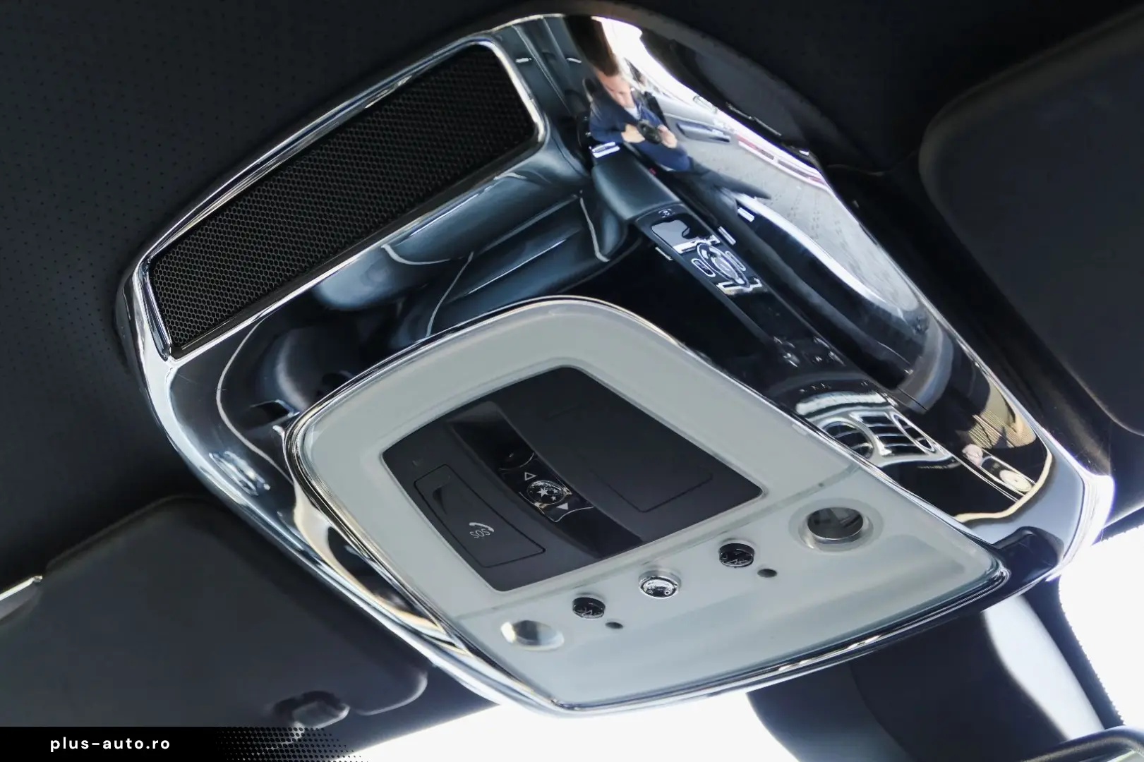 ROLLS ROYCE Wraith Two-Tone Starlight Headliner