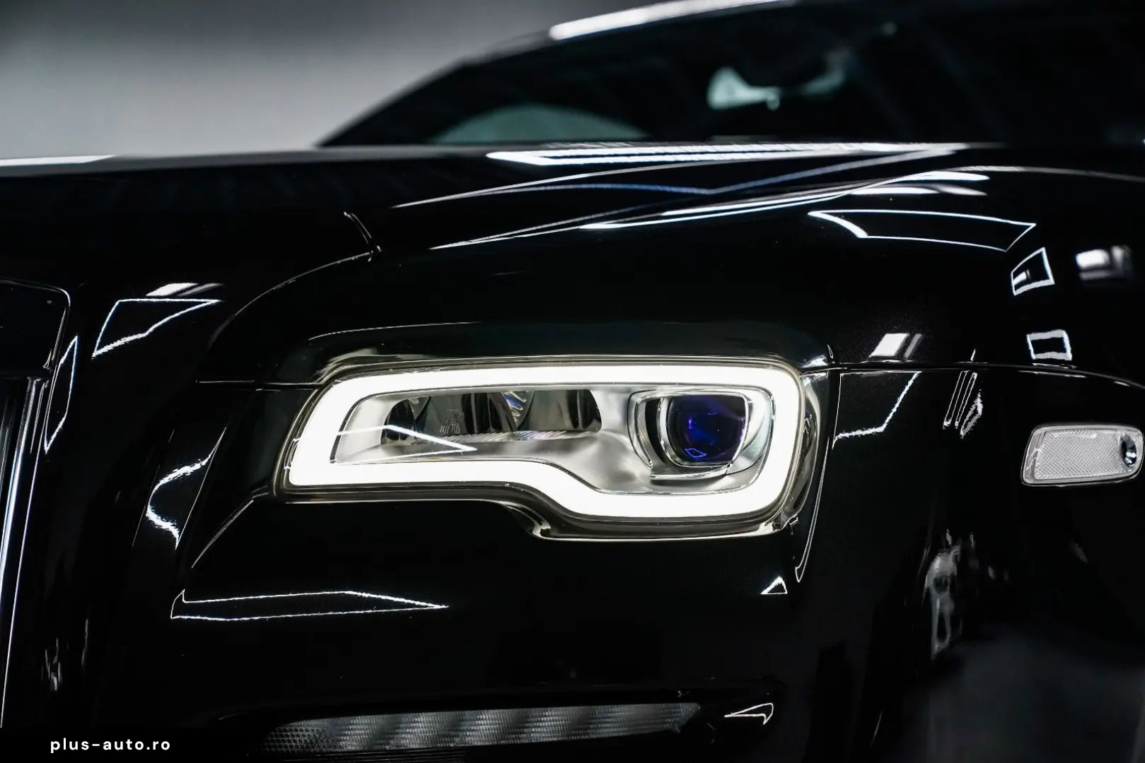 ROLLS ROYCE Wraith Black Badge Starlight