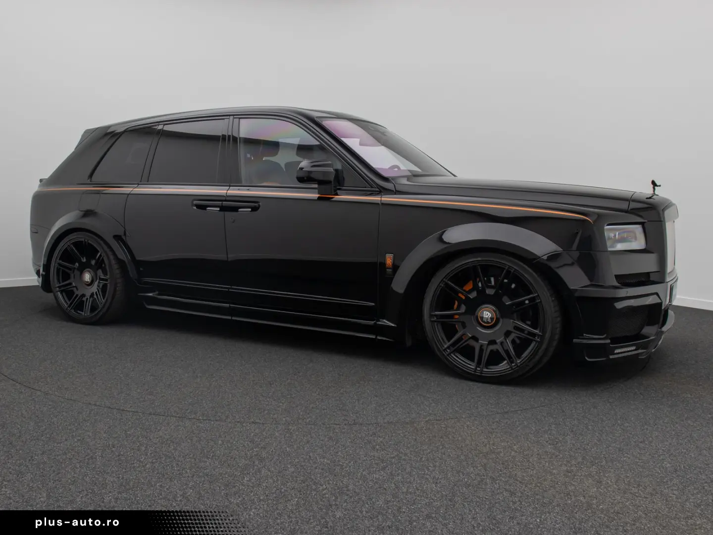 ROLLS ROYCE Cullinan Black Badge Novitec