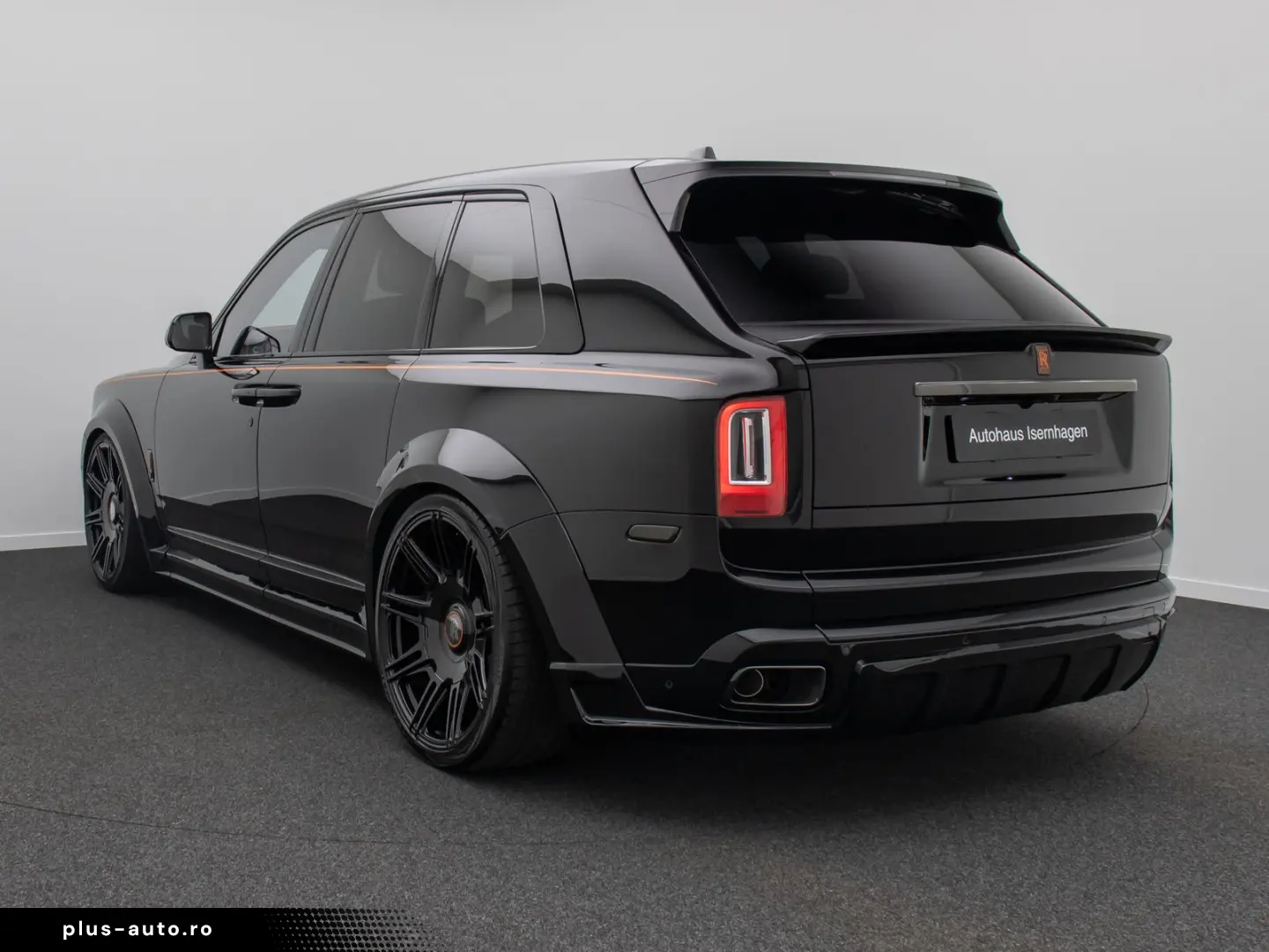 ROLLS ROYCE Cullinan Black Badge Novitec
