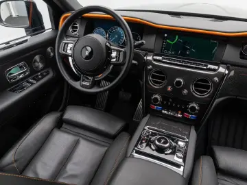 ROLLS ROYCE Cullinan Black Badge Novitec