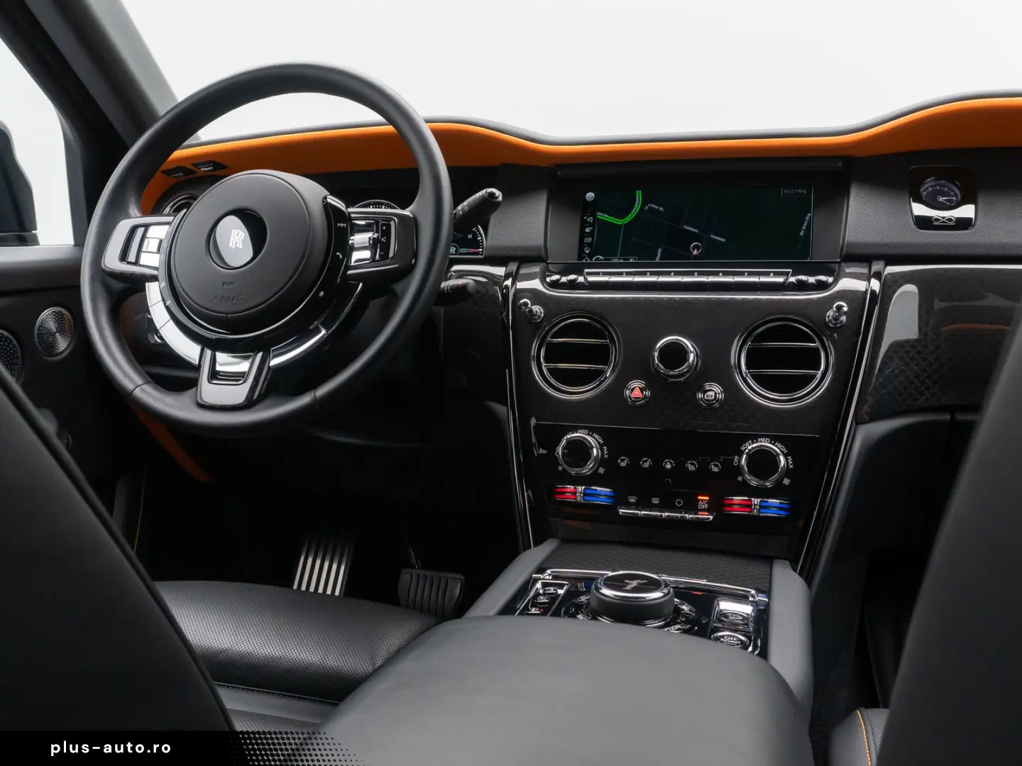 ROLLS ROYCE Cullinan Black Badge Novitec
