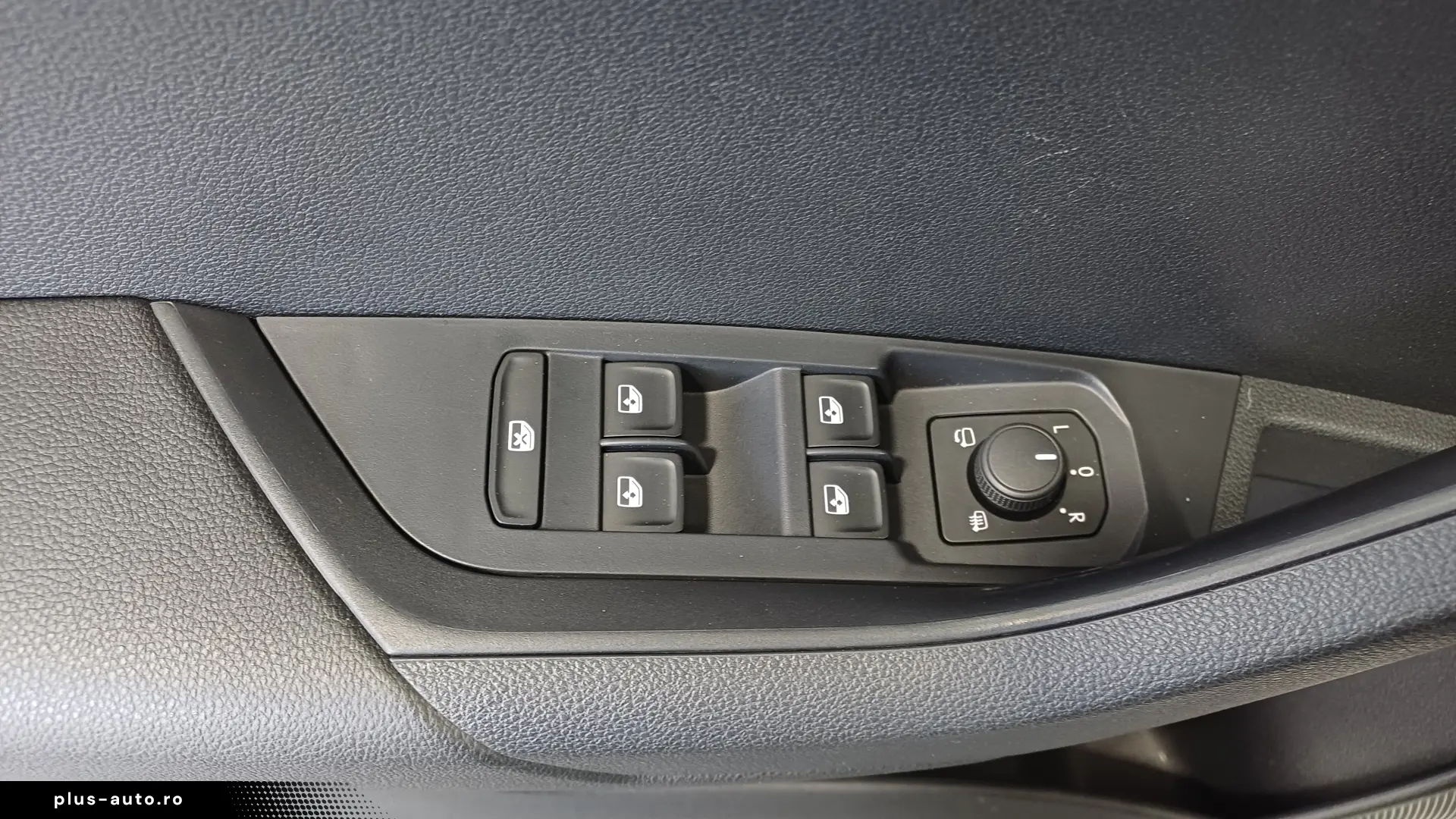 Škoda Karoq Selection 1.5 TSI DSG