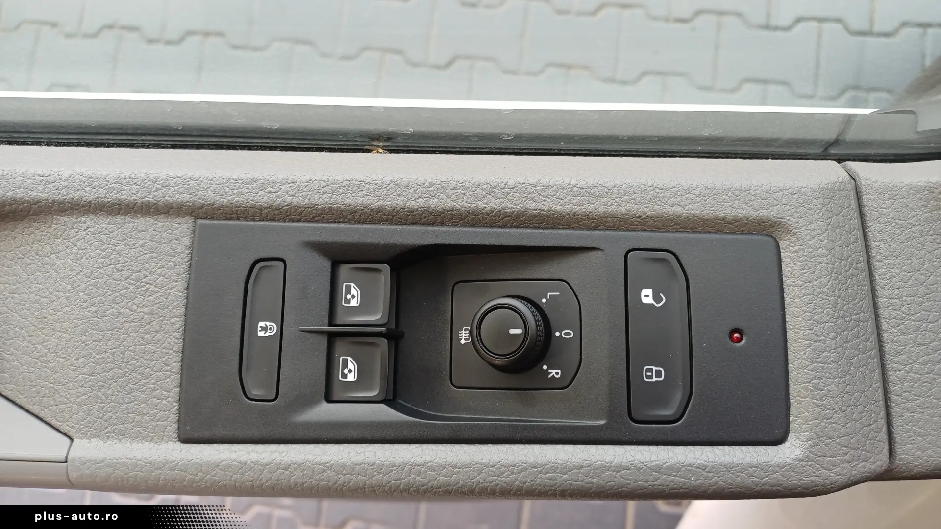 Volkswagen T6.1 Kombi LR 2.0 TDI 110KW 4M