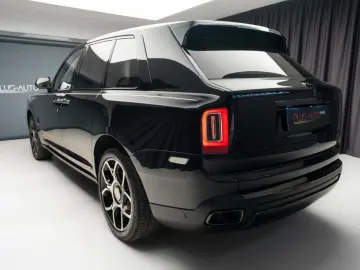 2023 Rolls Royce Cullinan Black Badge Bespoke