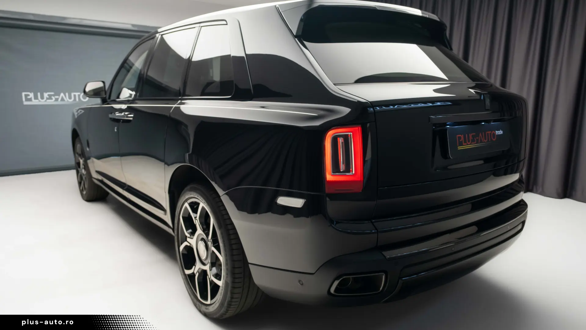 2023 Rolls Royce Cullinan Black Badge Bespoke