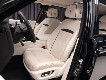2023 Rolls Royce Cullinan Black Badge Bespoke