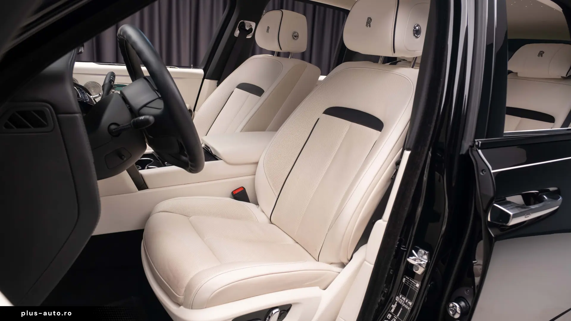 2023 Rolls Royce Cullinan Black Badge Bespoke