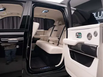 2023 Rolls Royce Cullinan Black Badge Bespoke