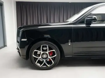 2023 Rolls Royce Cullinan Black Badge Bespoke