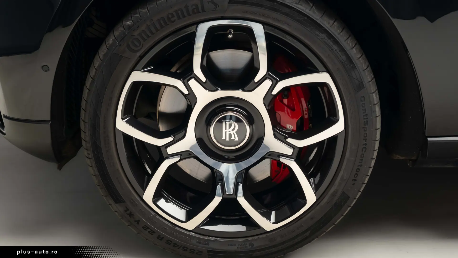 2023 Rolls Royce Cullinan Black Badge Bespoke