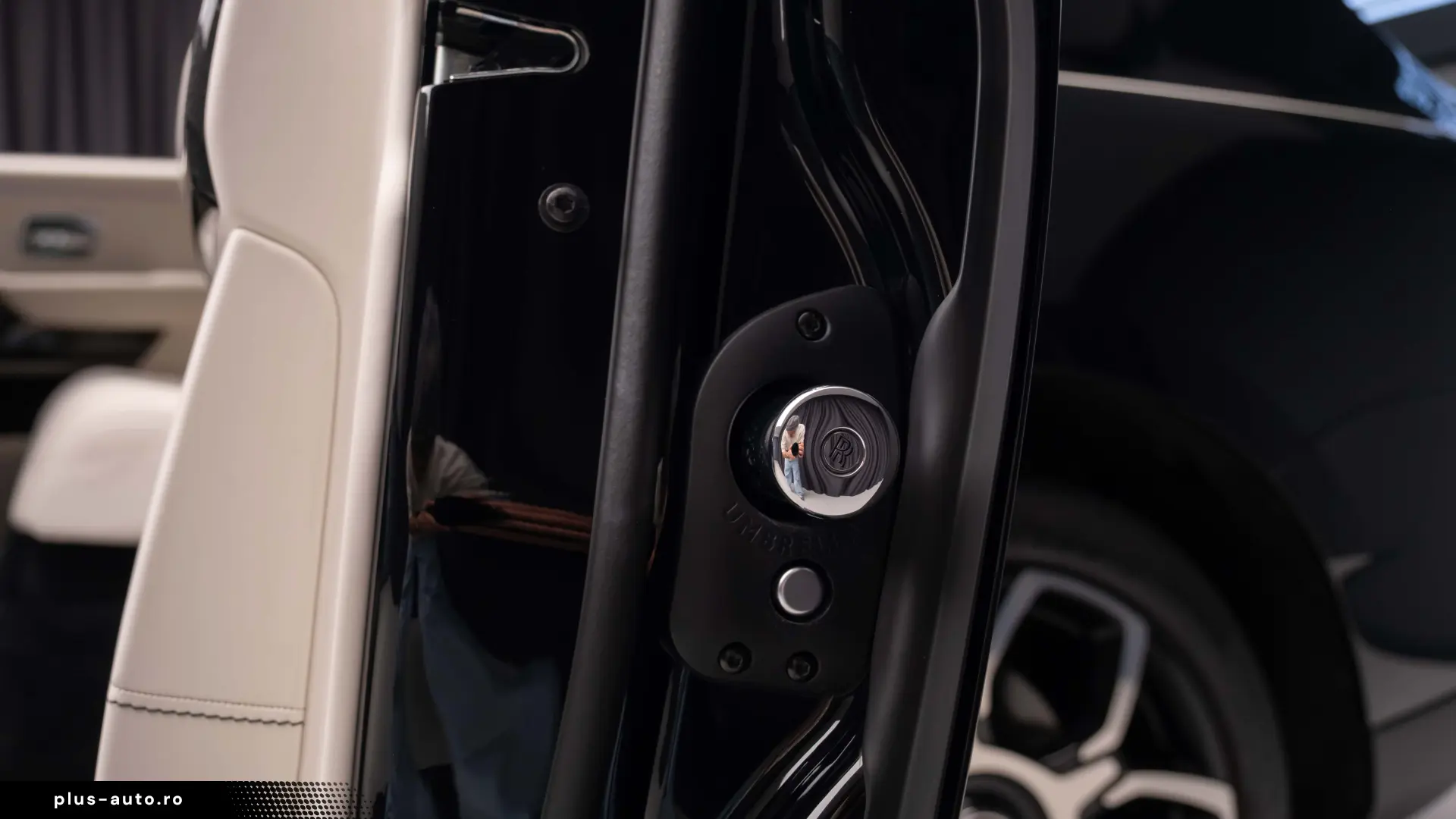 2023 Rolls Royce Cullinan Black Badge Bespoke