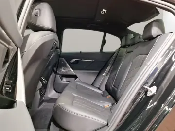 BMW 550e xDrive M Sport Carbon