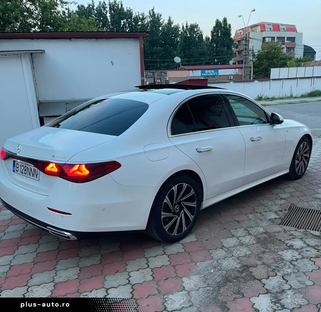 Mercedes-Benz E 220