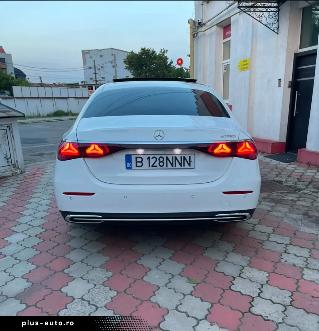 Mercedes-Benz E 220