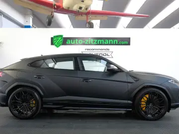 LAMBORGHINI Urus SE AD PERSONAM MATT B&O PANO STYLE 23`ZOLL