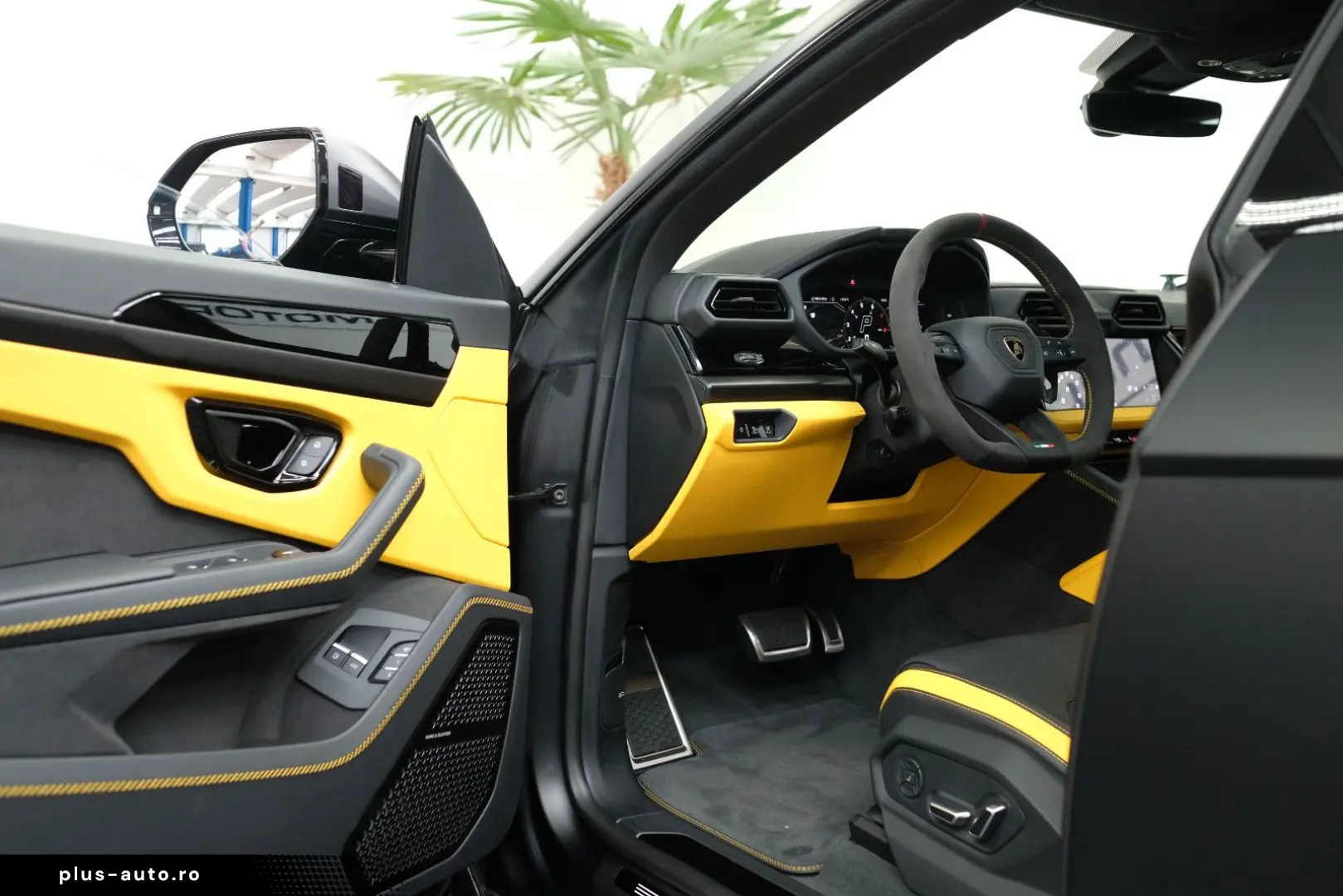 LAMBORGHINI Urus SE AD PERSONAM MATT B&O PANO STYLE 23`ZOLL