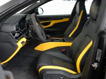 LAMBORGHINI Urus SE AD PERSONAM MATT B&O PANO STYLE 23`ZOLL