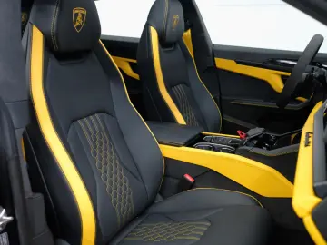 LAMBORGHINI Urus SE AD PERSONAM MATT B&O PANO STYLE 23`ZOLL