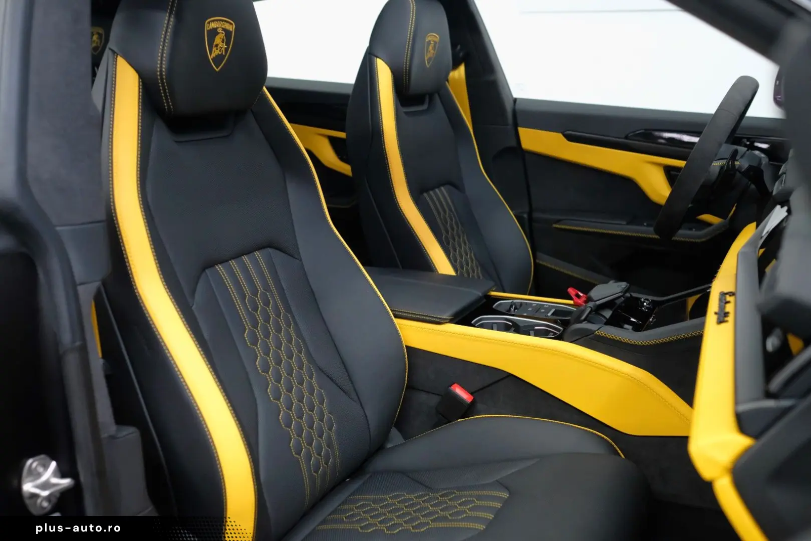 LAMBORGHINI Urus SE AD PERSONAM MATT B&O PANO STYLE 23`ZOLL