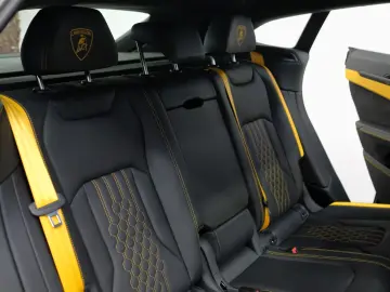 LAMBORGHINI Urus SE AD PERSONAM MATT B&O PANO STYLE 23`ZOLL