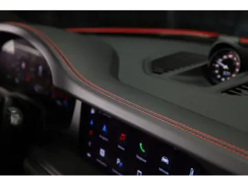 PORSCHE 992 992.2 Targa 4 GTS PDK - ROUGE CARMIN