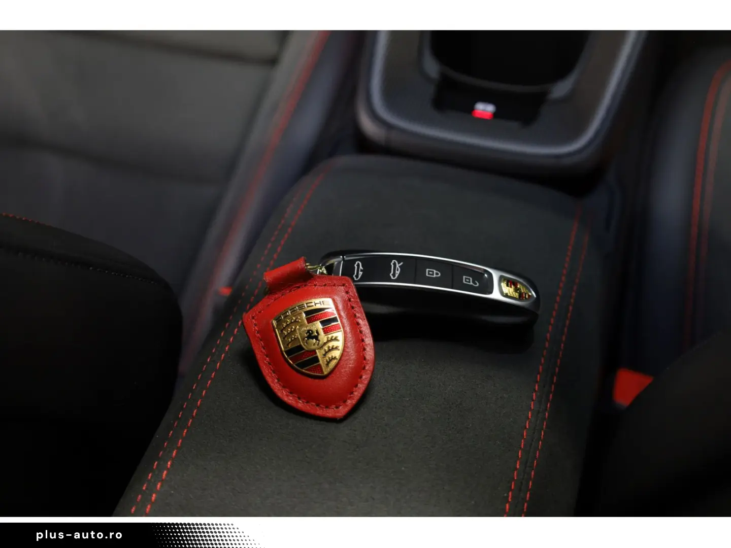PORSCHE 992 992.2 Targa 4 GTS PDK - ROUGE CARMIN