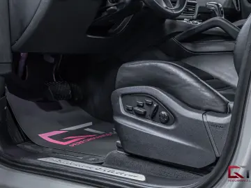 PORSCHE Cayenne E-Hyb Coupé PLATINUM SportDesign Crayon