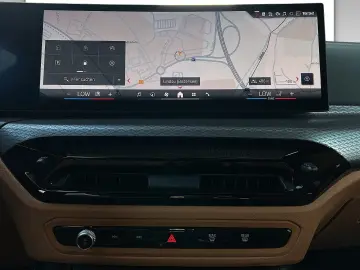 BMW M340i xDrive Limousine Sportpaket HK HiFi DAB