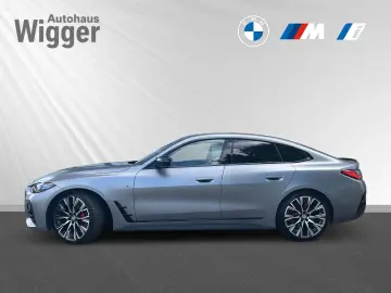BMW M440i xDrive Gran Coupe Panoramadach Navi Leder