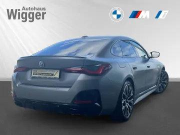 BMW M440i xDrive Gran Coupe Panoramadach Navi Leder