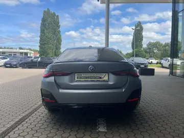 BMW M440i xDrive Gran Coupe Panoramadach Navi Leder