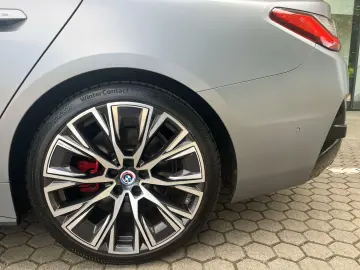 BMW M440i xDrive Gran Coupe Panoramadach Navi Leder