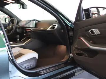 BMW M3 HANDSCHALTER   INDIVIDUAL   SCHIEBEDACH