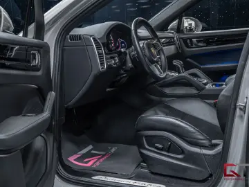 PORSCHE Cayenne E-Hyb Coupé PLATINUM SportDesign Pano
