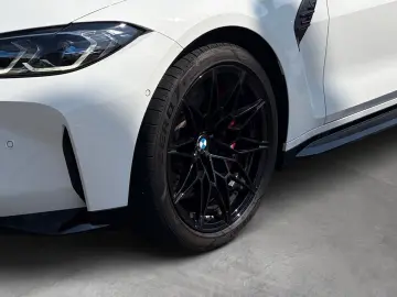 BMW M4 Competition xDrive Garantie OpenAir