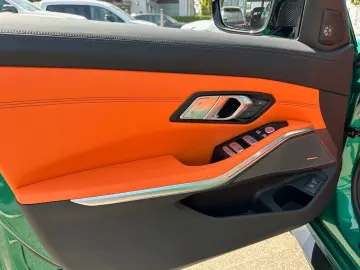 BMW M3 Competition M xDrive Touring Leder Orange