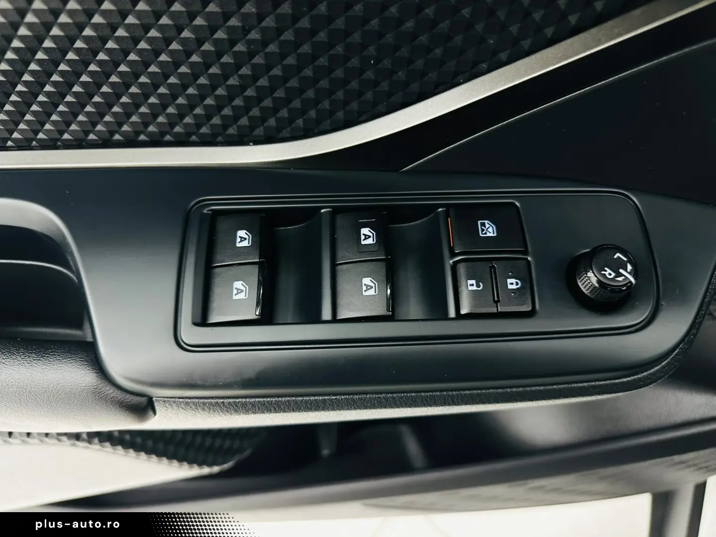 TOYOTA C-HR 2019 1.8i E6 Garantie 12 Luni Rate Avans 0 Doar