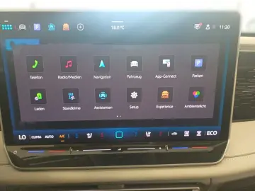 VW Tiguan Elegance  AHK PANO MATRIX LEDER 4x SHZ 36