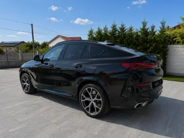 BMW X6 M50d xDrive - LASER - PANORAMIC - LIVRARE IMEDIATA!