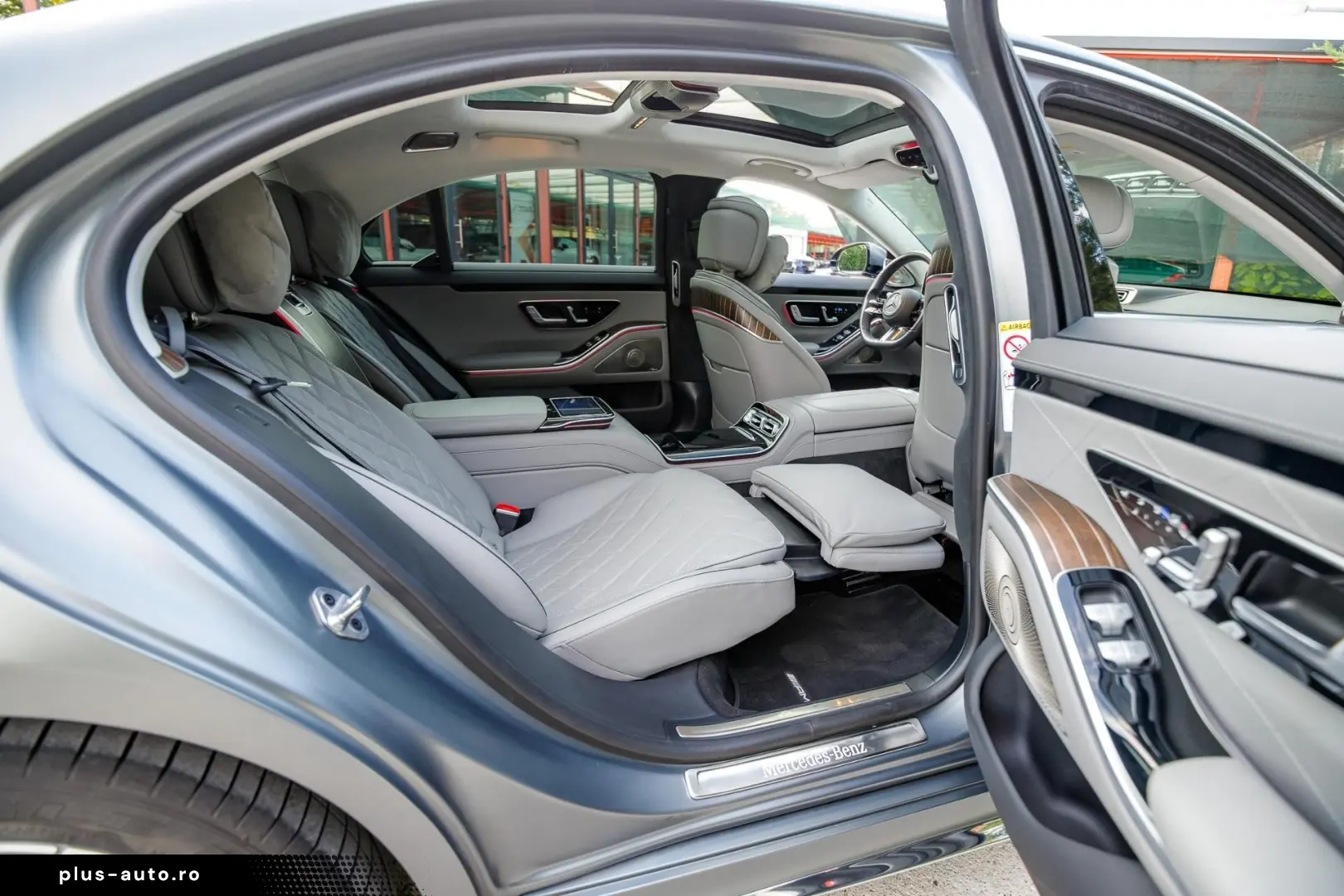 Mercedes-Benz S