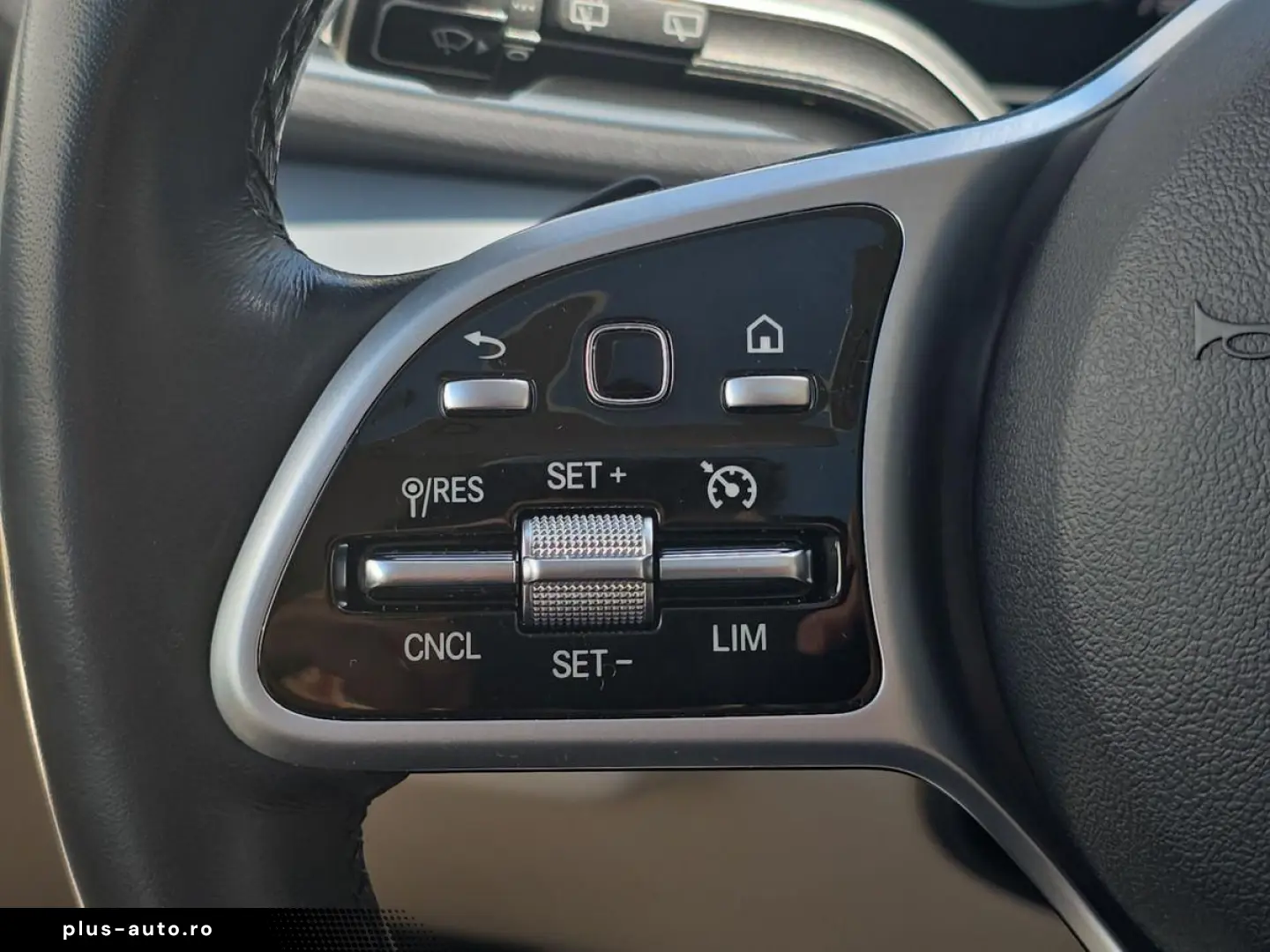 MERCEDES-BENZ GLE 350 de 4Matic AMG PANO BURMESTER L&hellip;