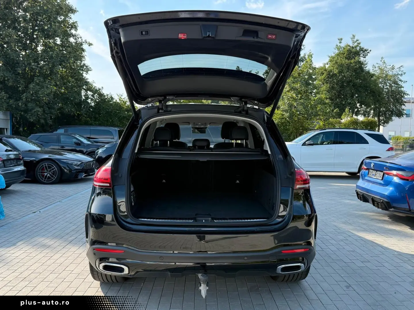 MERCEDES-BENZ GLE 300d 4Matic AMG-Line MBUX 360 KAM AHK STHZ