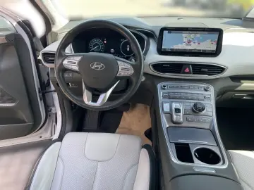HYUNDAI SANTA FE 2.2 CRDi Signature 4WD Leder Navi AHK