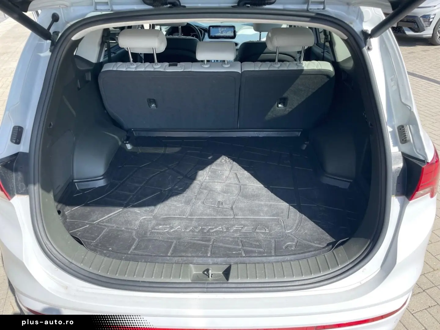 HYUNDAI SANTA FE 2.2 CRDi Signature 4WD Leder Navi AHK