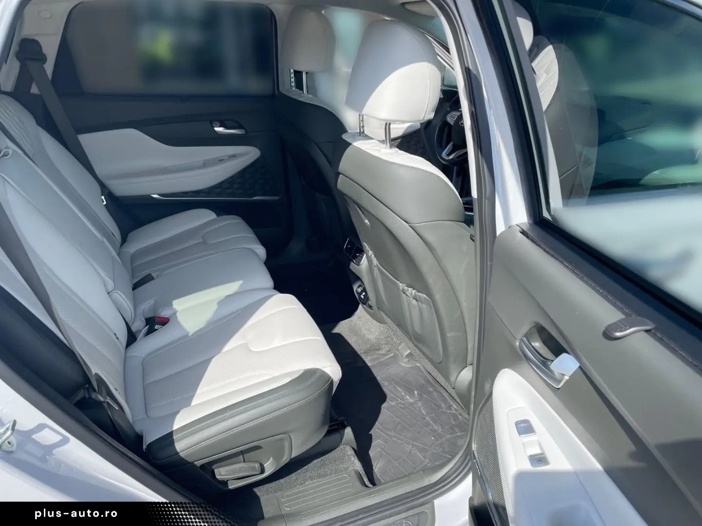 HYUNDAI SANTA FE 2.2 CRDi Signature 4WD Leder Navi AHK